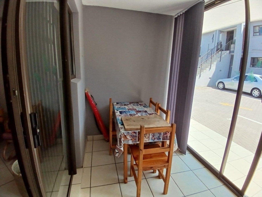 2 Bedroom Property for Sale in Hartenbos Central Western Cape